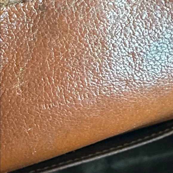 Customized 
Louis Vuitton Monogram Crossbody with missing strap 
12” x 9” x 3” - Picture 15 of 16